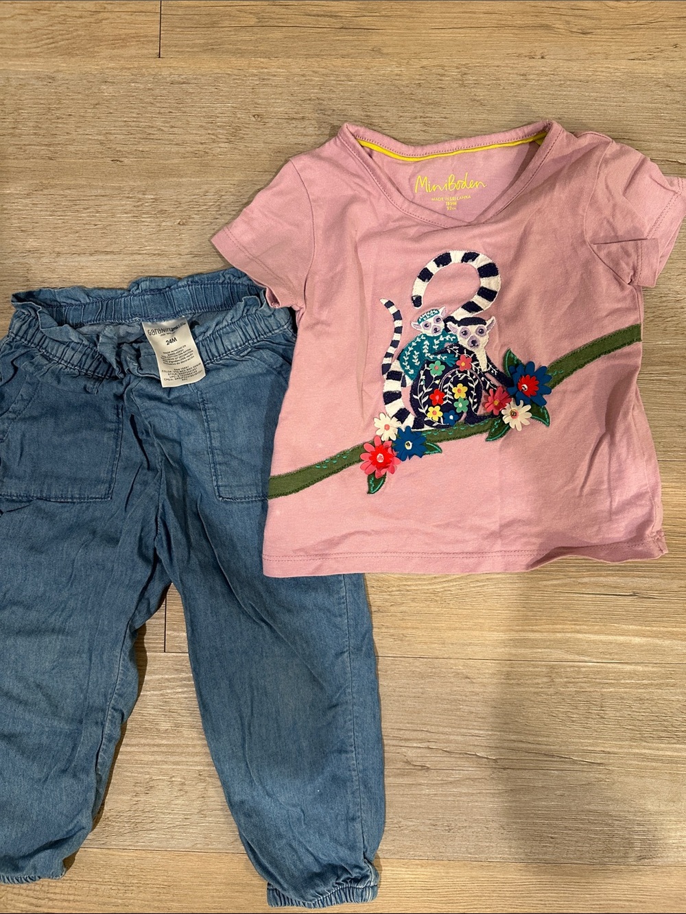 Mini Boden Pink Short Sleeve Tee with Embroidered Jungle Cat